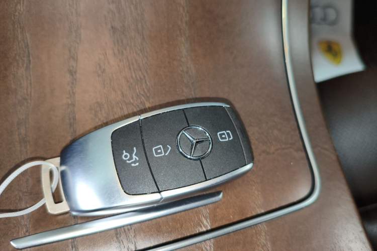 Used Mercedes-Benz GLC 2021 GLC 260 L 4MATIC Luxury Model
