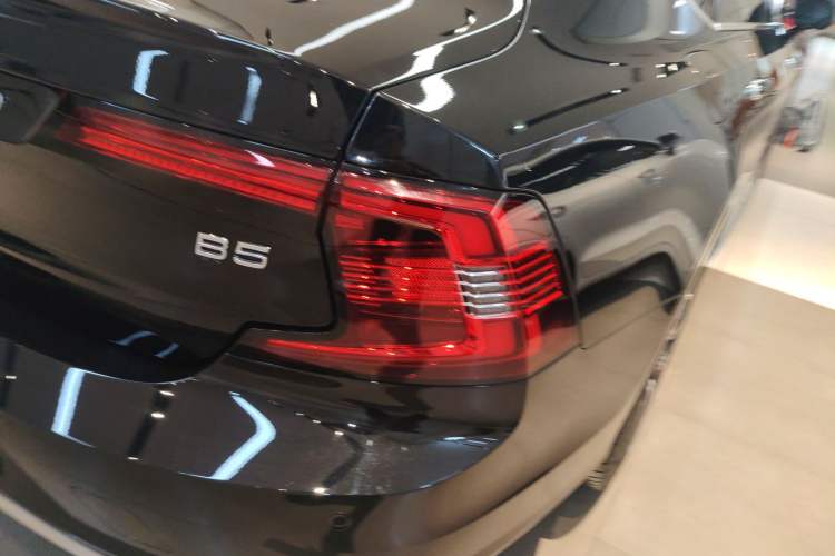 Used Volvo S90 2023 B5 Zhiyuan Luxury Edition