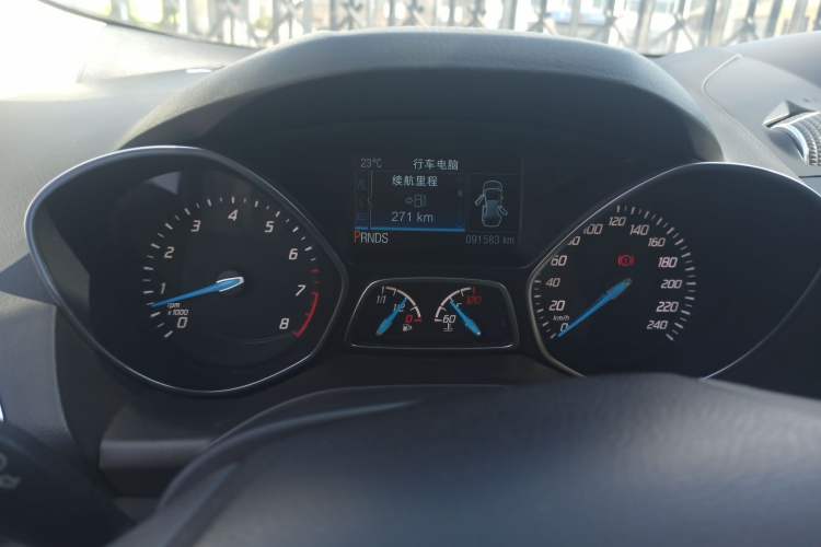 Used Ford Kuga 2013 2.0L GTDi Four-Wheel-Drive Elite Model Instrument Cluster