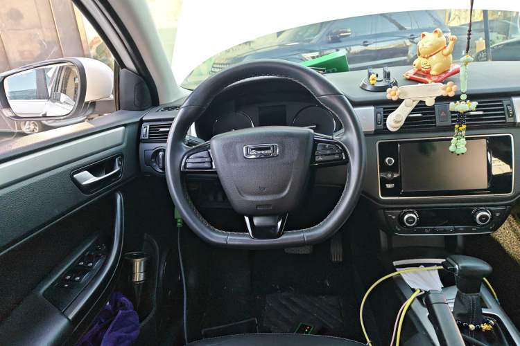 Used Qoros 3 2015 Urban SUV 1.6T Automatic – Dynamic Edition Enhanced Model