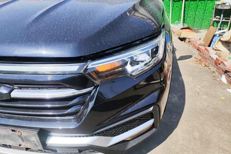 Used Zotye T500 2018 1.5T Automatic Smart Connected Prestige Model Left Front Headlight