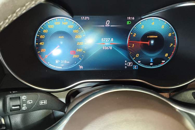 Used Mercedes-Benz GLC 2020 Facelift GLC 260 L 4MATIC Luxury Edition