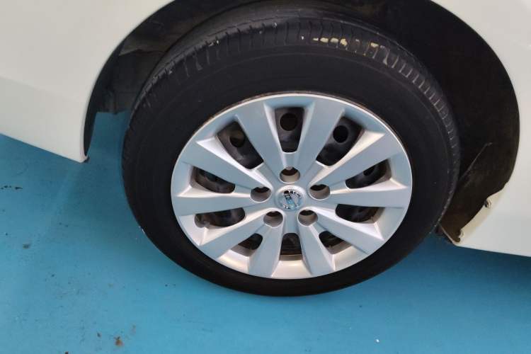 Used Nissan Sylphy 2021 Classic 1.6XE CVT Comfort Edition Right Rear Wheel Hub