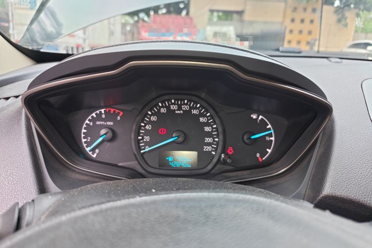 Used Ford Escort 2015 1.5L Manual Comfort Model
