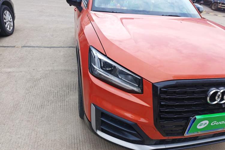 Used Audi Q2L 2020 35 TFSI Fashion Dynamic Model Right Front Headlight