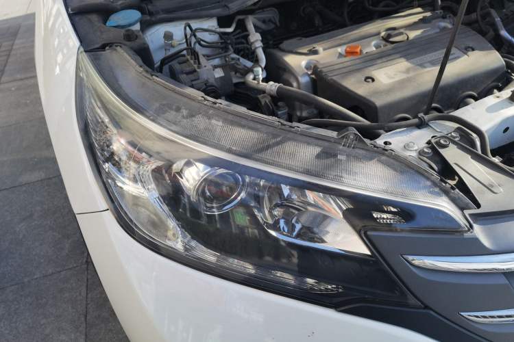 Used Honda CR-V 2012 2.4L four-wheel drive luxury version Right Front Headlight