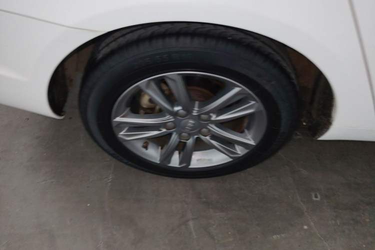 Used Geely Auto Emgrand 2017 Sedan Million Edition 1.5L Manual - Upward Version
