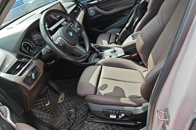 Used BMW X1 2022 sDrive25Li Leading Model
