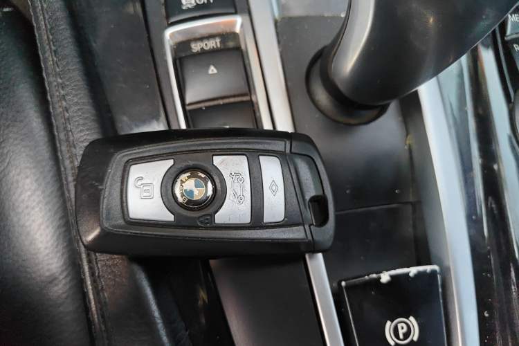 Used BMW 5 Series 2013 520Li Elegant Edition