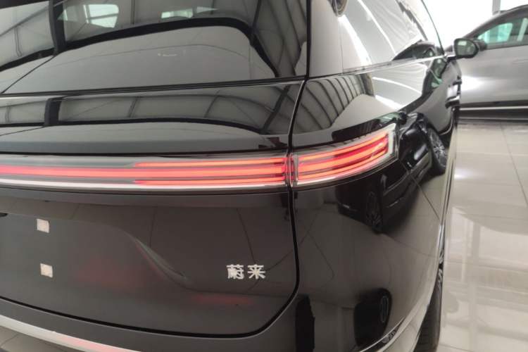 Used Nio ES8 2026 Model 6-seat Executive Luxury Edition Right Rear Taillight