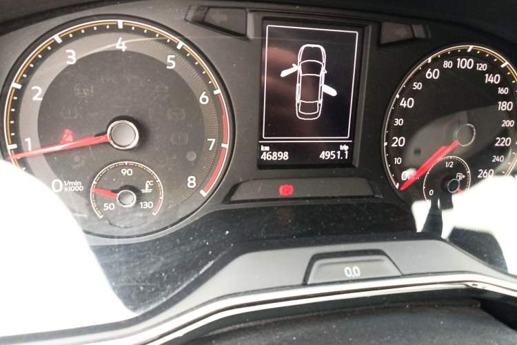 Used Volkswagen Sagitar 2020 280TSI DSG Comfort Version China VI Standard Odometer Close Up