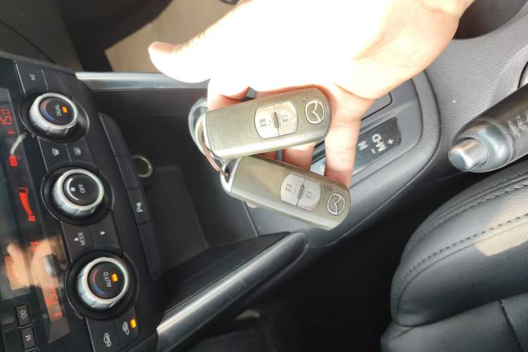 Used Mazda CX-5 2014 2.0L Automatic Two-Wheel Drive Urban Version
