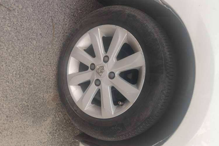 Used Baojun 630 2012 1.5L DVVT automatic comfort version