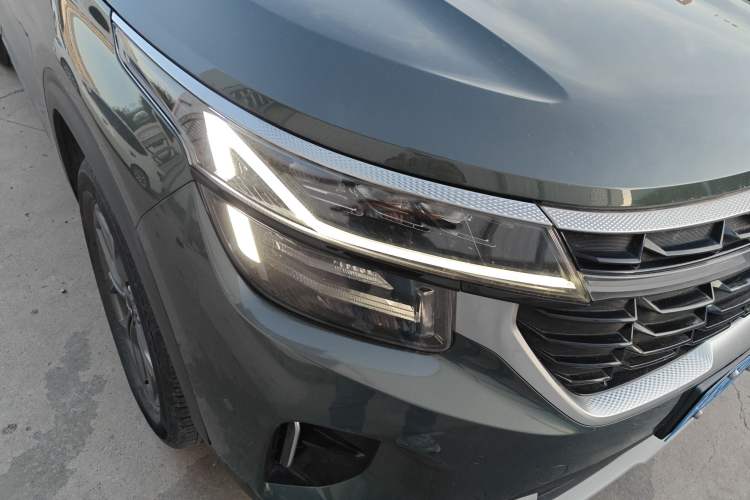 Used Kia Seltos 2023 1.5L CVT Luxury Edition
