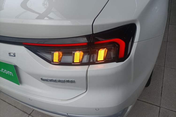 Used Ford Mondeo 2022 Restyled EcoBoost 245 Luxury Version Exterior 3