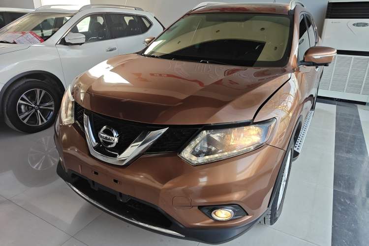 Used Nissan X-Trail 2015 2.0L CVT Comfort MAX Edition 2WD