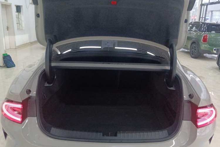 Used Xiaomi Auto SU7 2024 Rear-Drive Ultra-Long Range Advanced Pro-Level Intelligent Driving Version