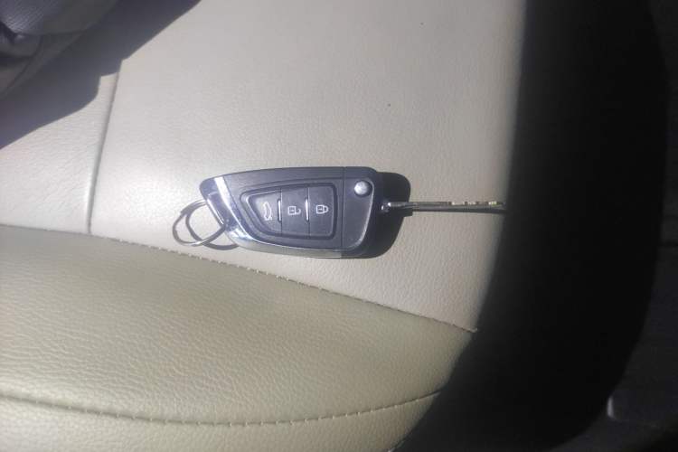 Used Mitsubishi Pajero 2016 3.0L Automatic Luxury Version China V Standard