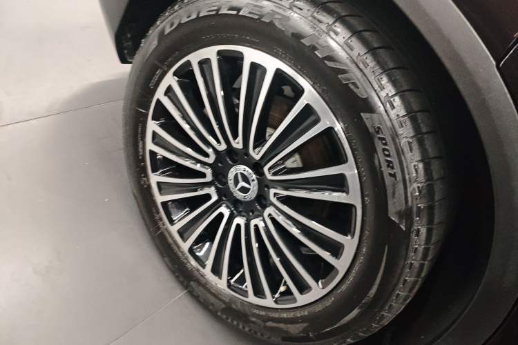 Used Mercedes-Benz GLC 2019 GLC 260 L 4MATIC Dynamic Model
