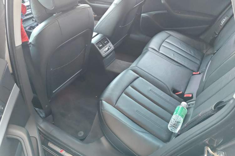 Used Audi A4L 2018 30th Anniversary Edition 40 TFSI Fashion Model