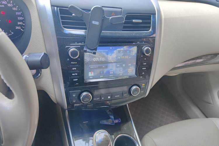 Used Nissan Teana 2013 2.0L XL Comfort Edition
