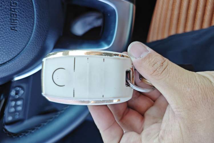 Used Kia kx1 Stonic 2021 1.4L CVT Fun & Sunroof Model Vehicle Key