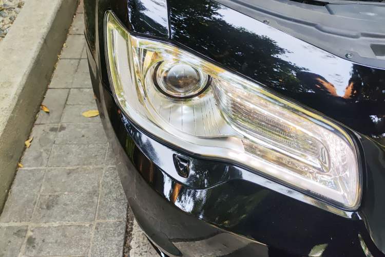 Used Chrysler 300C 2016 3.0L Supreme Edition
