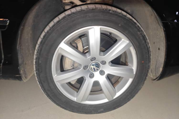 Used Volkswagen Phaeton 2012 3.0L Executive Version
