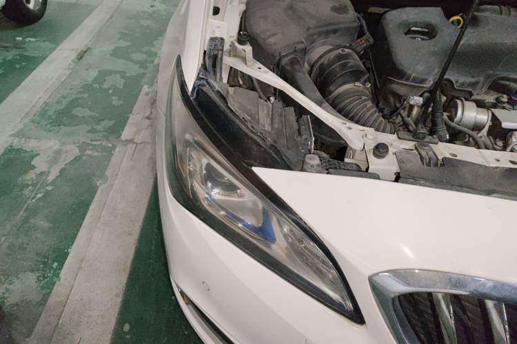 Used Buick Verano 2015 Sedan 20T Dual-Clutch Elite Model
