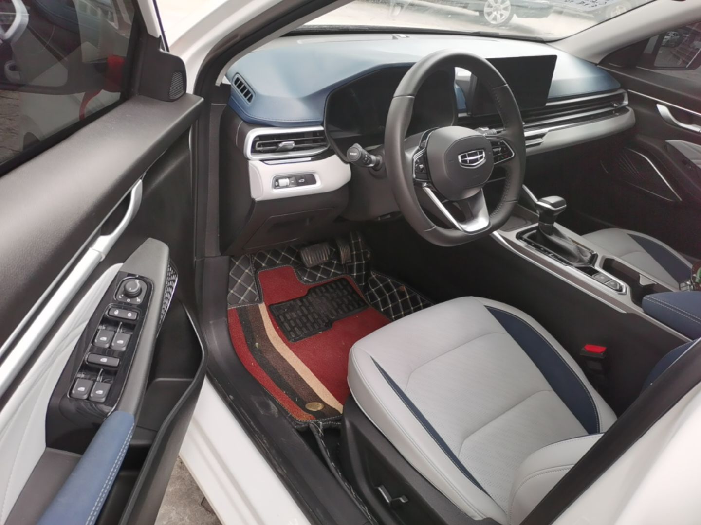 Geely Auto Emgrand 2022 4th Generation 1.5L CVT Flagship Model — снимка 18