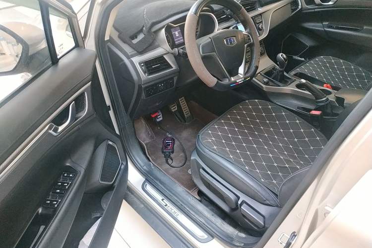 Used Geely Auto Emgrand GS 2016 Sports Edition 1.8L Manual LingShang Model Driver Seat