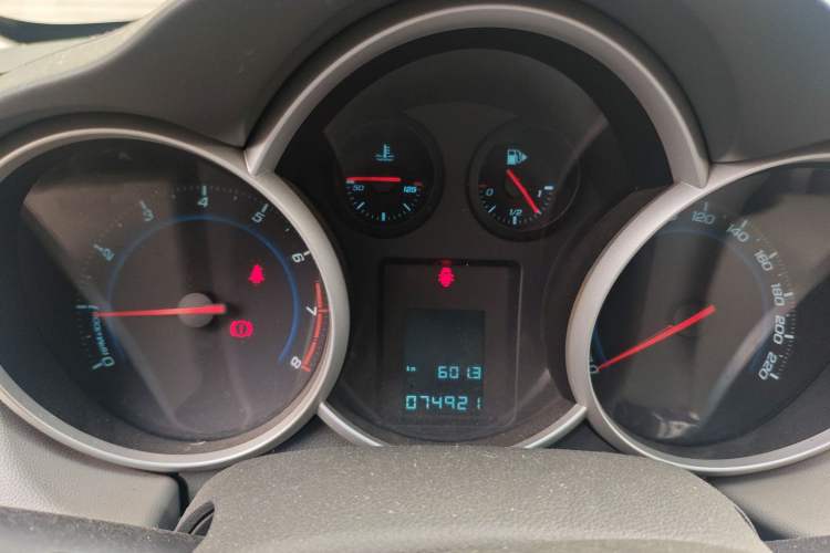 Used Chevrolet Cruze 2013 1.6L SL MT
