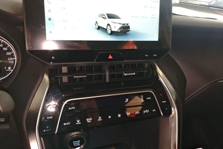 Used Toyota Harrier 2023 2.0L CVT Two-Wheel Drive Entry Version Audio And AC Panel