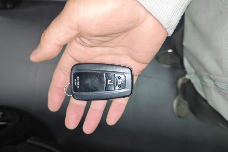 Used Toyota RAV4 2022 Dual-Engine 2.5L E-CVT Four-Wheel Drive Elite Plus Edition
