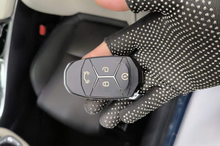 Used Lynk & Co 01 2019 2.0T Two-Wheel Drive Zhaopu Version China VI Standard