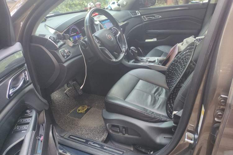 Used Cadillac SRX 2015 3.0L Comfort Version