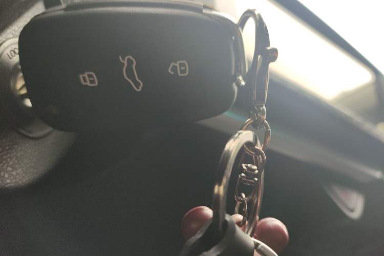 Used Geely Auto Vision X1 2017 1.3L Automatic Fun Edition