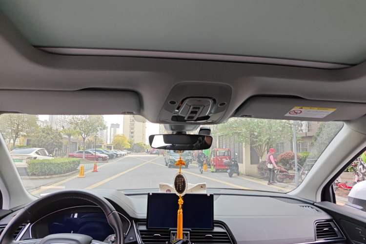 Used Audi Q5L 2022 40T Luxury Dynamic Model
