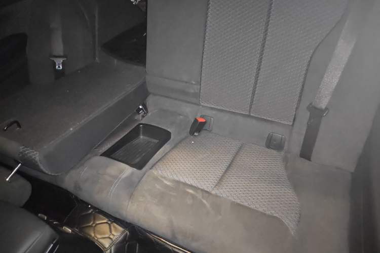 Used BMW 2 Series 2017 M240i Interior 4