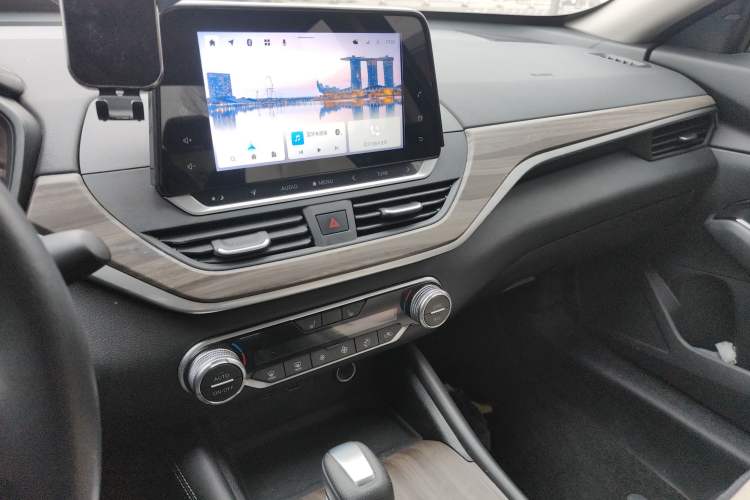 Used Nissan Teana 2020 Revised Version 2.0L XL Upper Smart Drive Edition Audio And AC Panel