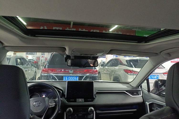 Used Toyota Wildlander 2020 Dual-Engine 2.5L E-CVT Two-Wheel Drive Prestige Edition
