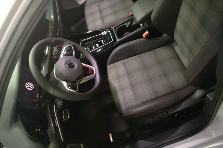 Used Volkswagen Golf GTI 2021 380TSI DSG GTI
