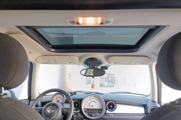 Used MINI Clubman 2011 1.6L COOPER Fun