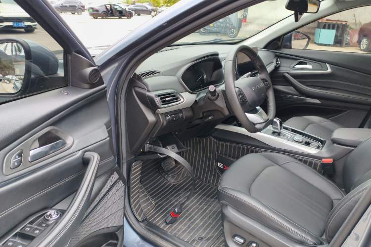 Used EXEED Lingyun 2019 1.6T Two-Wheel-Drive Platinum Edition Driver Seat