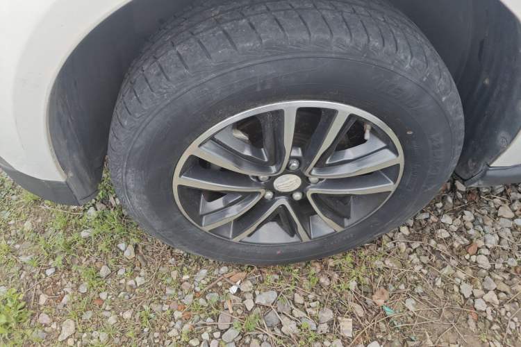 Used Geely Auto Vision X6 2018 1.4T CVT 4G Connected Luxury Version Left Front Wheel Hub