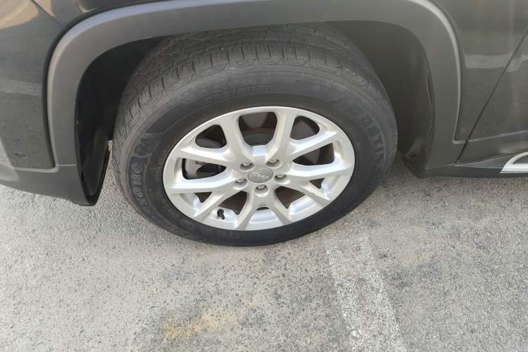 Used Jeep Cherokee 2016 2.4L Leading Edition