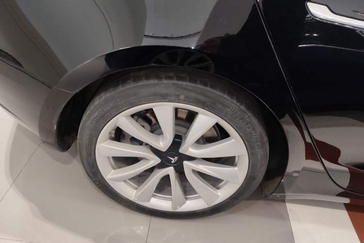 Used Tesla Model 3 2020 Long-Range Rear-Wheel-Drive Version
