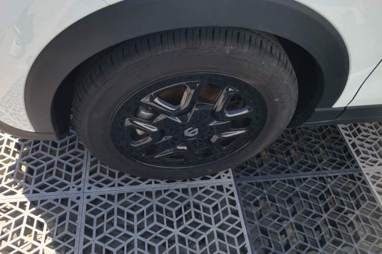 Used Leapmotor T03 2025 310 Comfort Edition Left Front Wheel Hub