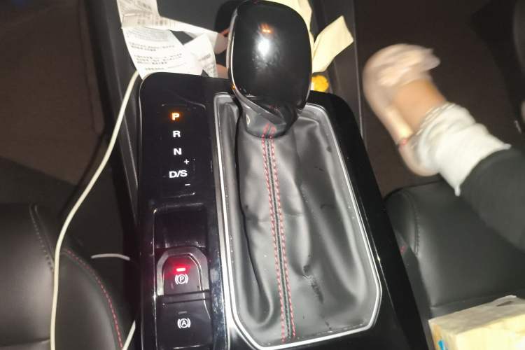 Used MG 5 2021 180 DVVT CVT Youth Luxury Edition
