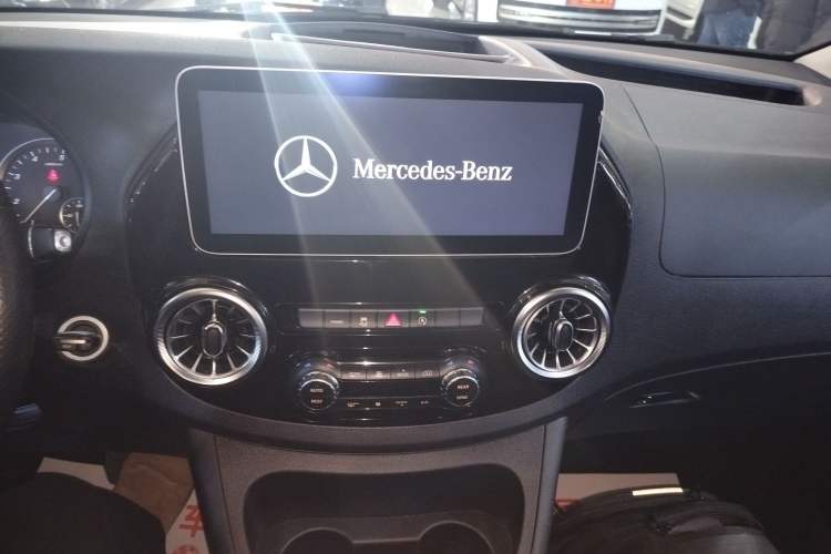 Used Mercedes-Benz Vito 2020 2.0T Business Version 7 Seats